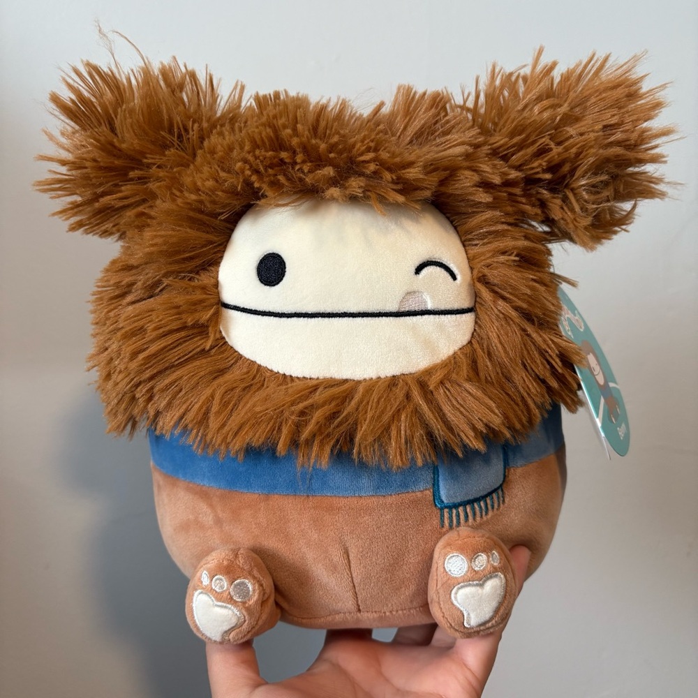 Benny the Bigfoot 7” Blue Scarf Squishmallows